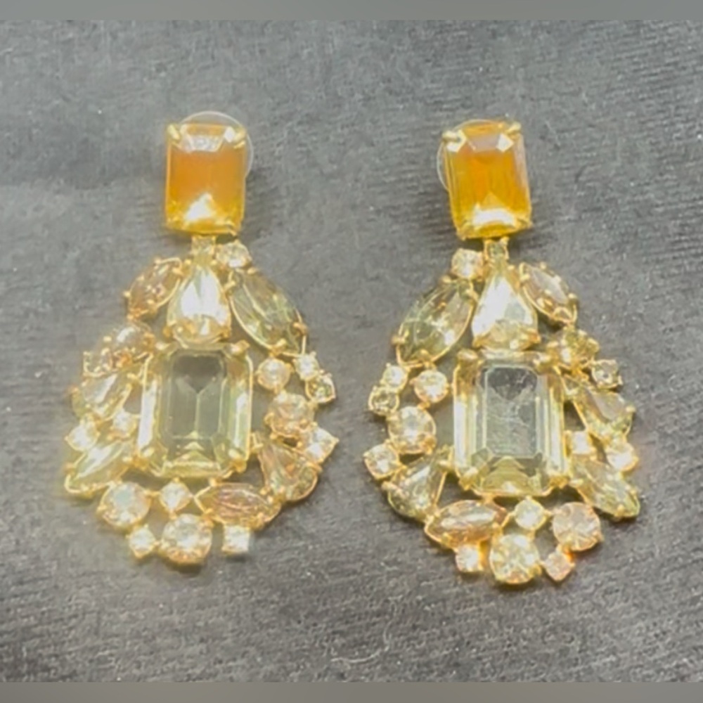 Elegant Gold Crystal Earrings